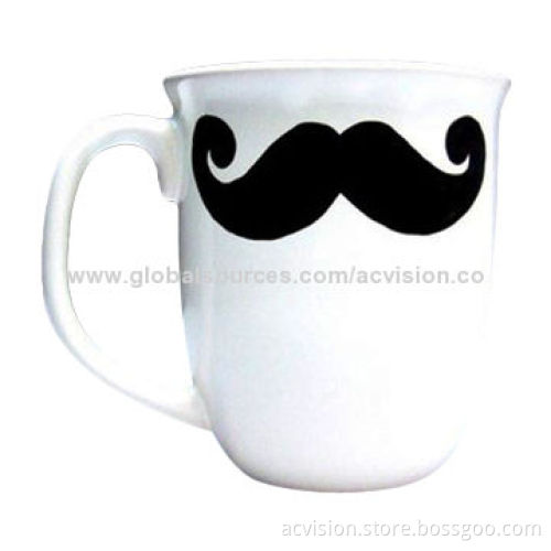 Stoneware Mug with Modern Style